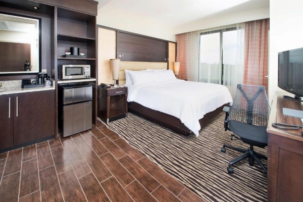 Embassy Suites By Hilton Fayetteville Fort Bragg image 19
