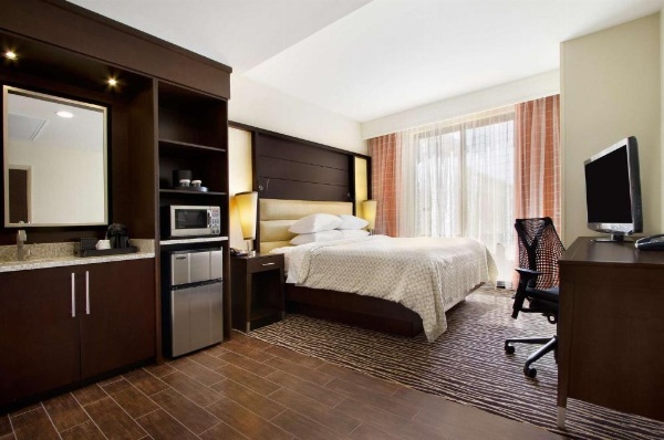 Embassy Suites By Hilton Fayetteville Fort Bragg image 29
